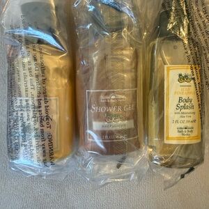 Vintage Bath & Body Works Iced Pineapple Shower Gel & Body Splash Set